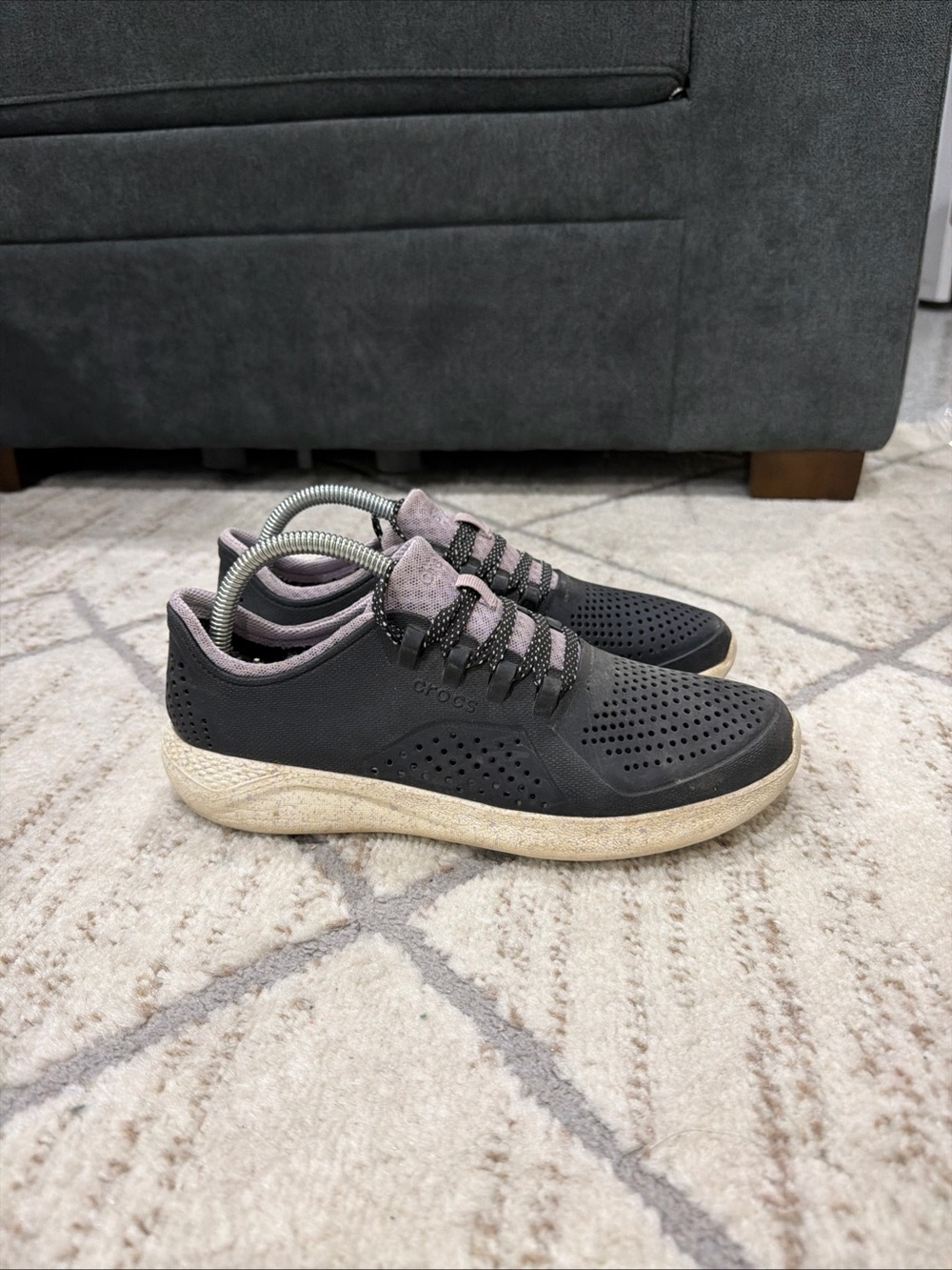 Crocs LiteRide Shoes Women's Size 9 Black with Lilac Low Top Sneakers 206036